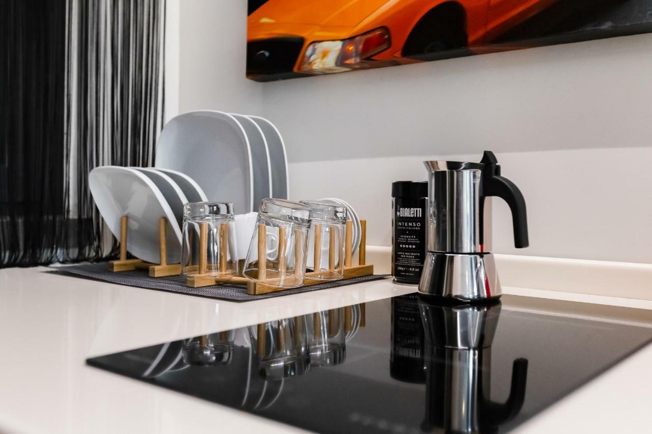 Emerald Luxury Suite Apartment Рим Экстерьер фото