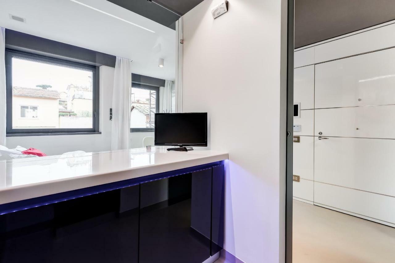 Emerald Luxury Suite Apartment Рим Экстерьер фото